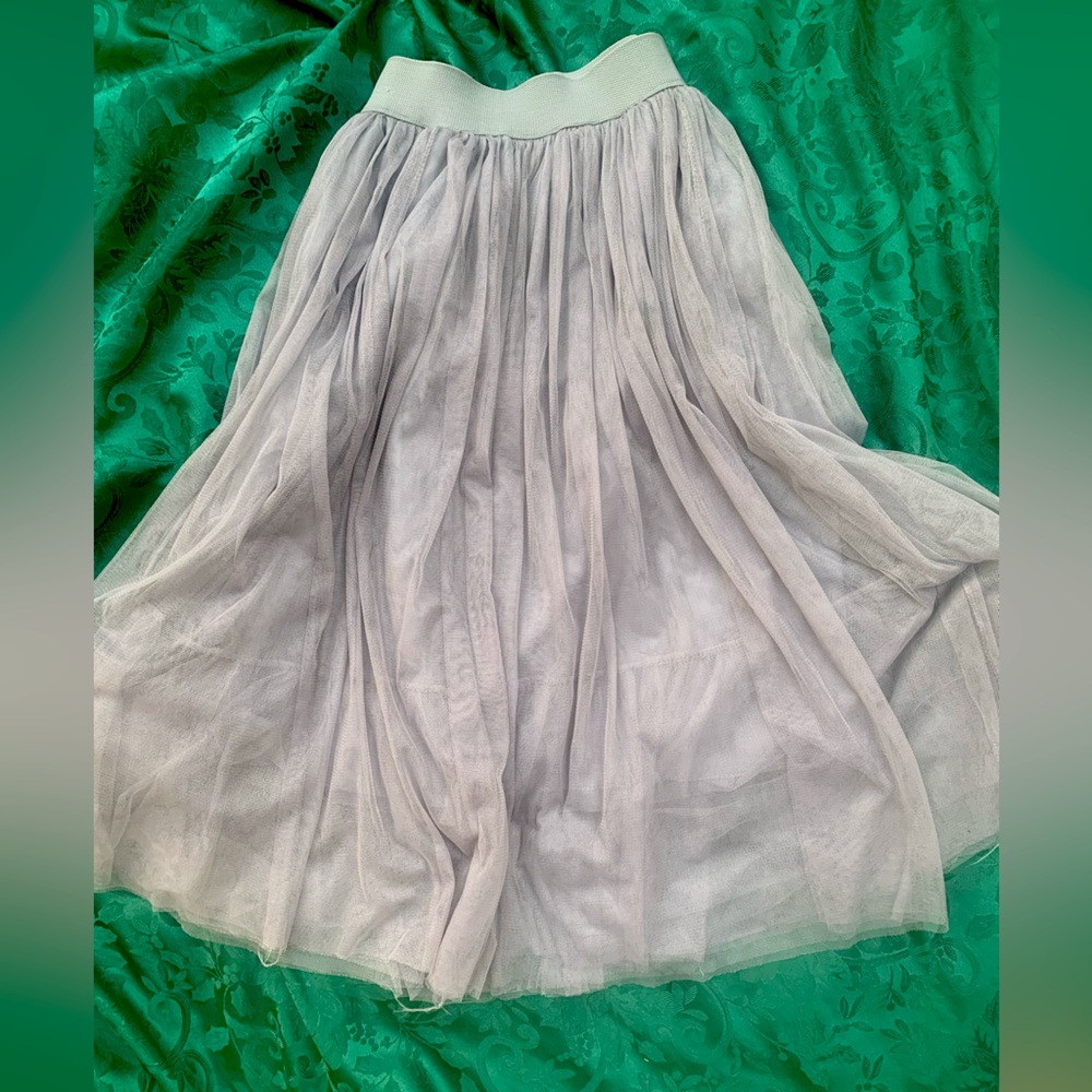 2/$30 Vintage lavender Gray Women's Tea Length Skirt